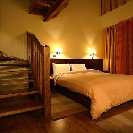 Olvios Hotel Гура Екстериор снимка