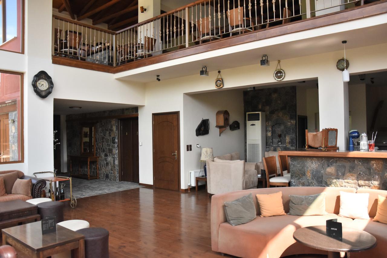 Olvios Hotel Гура Екстериор снимка