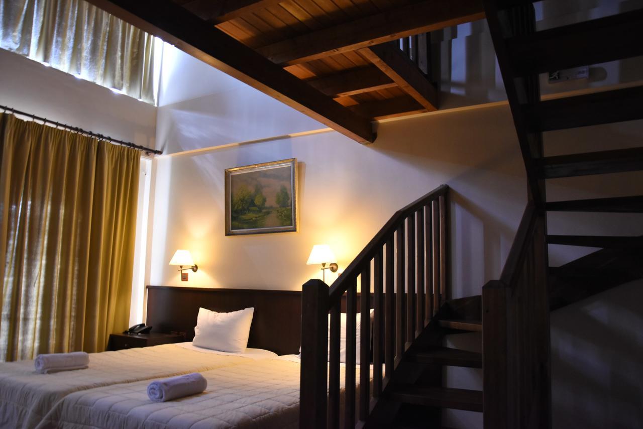 Olvios Hotel Гура Екстериор снимка