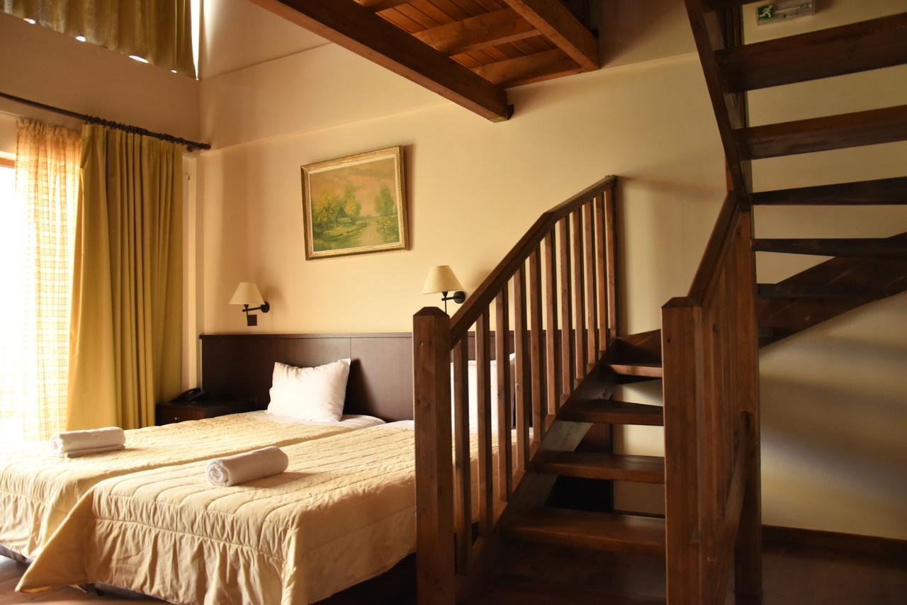 Olvios Hotel Гура Екстериор снимка
