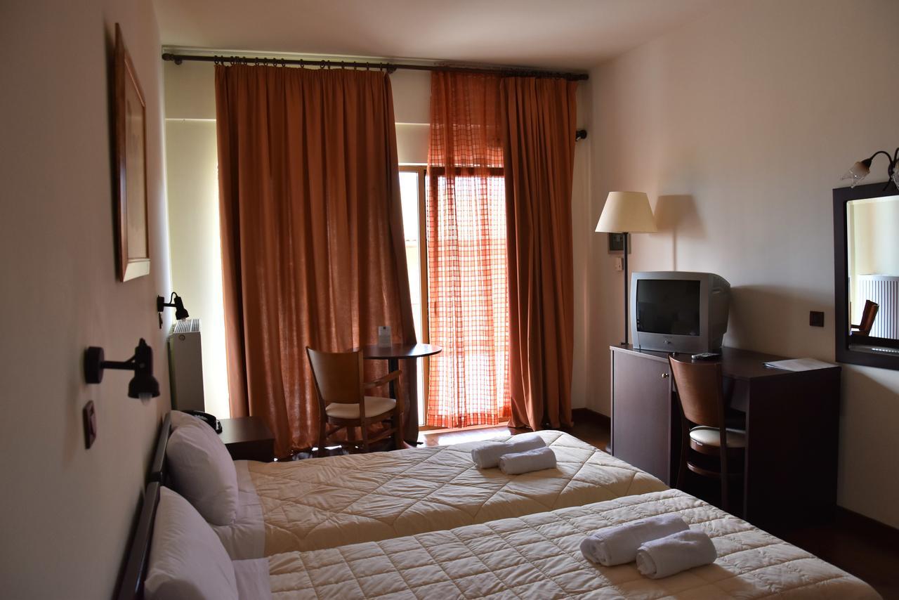 Olvios Hotel Гура Екстериор снимка